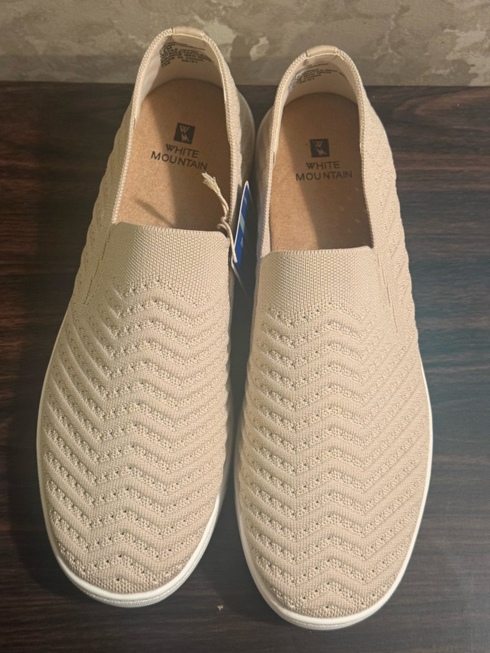White Mountain Women’s Slip-On Knit Sneakers - Beige - 11M. New no Box